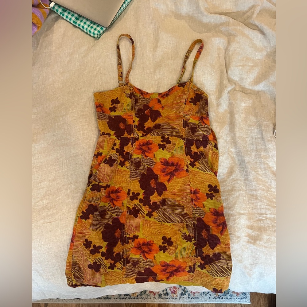 Urban Outfitters Sweet on You Floral Mini Dress // Size Small